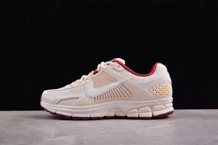 Nike Zoom Vomero 5 SP HF0737-111