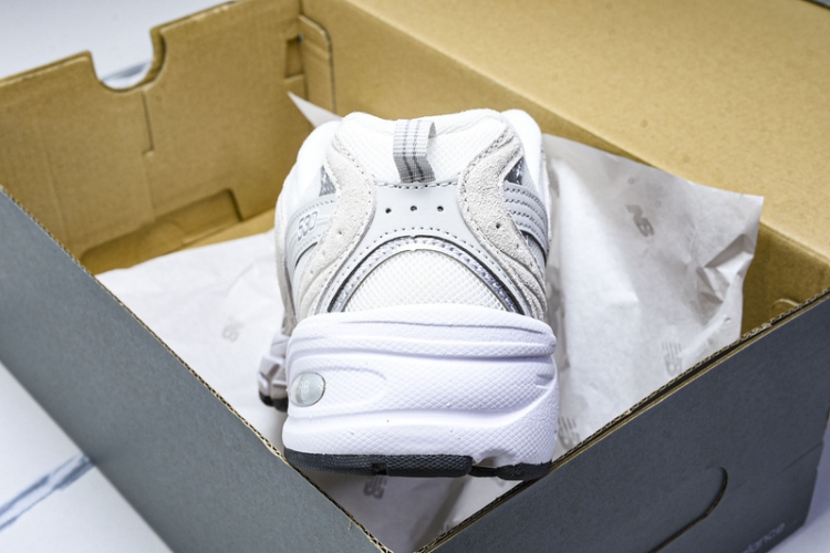  New Balance 530 MR530CE