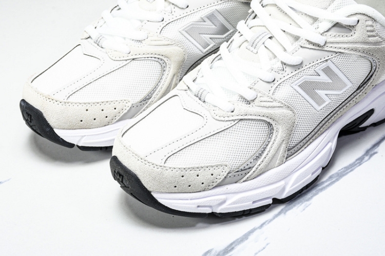  New Balance 530 MR530CE