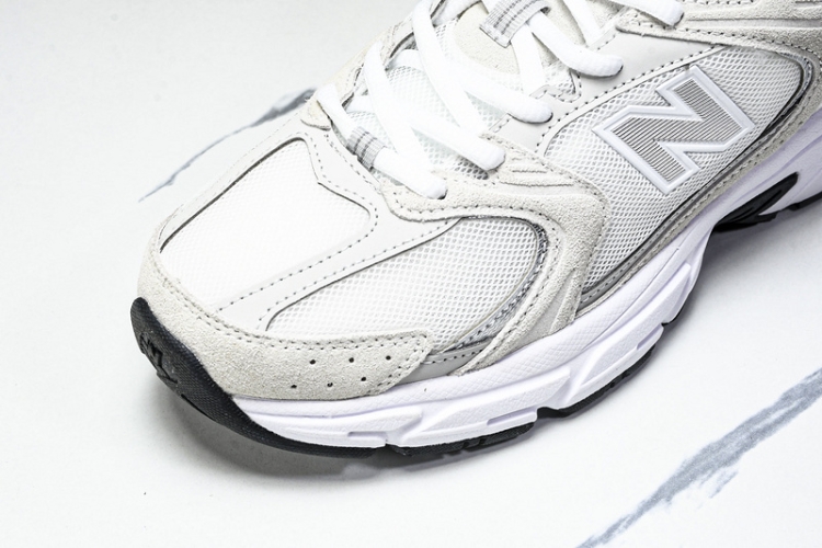  New Balance 530 MR530CE