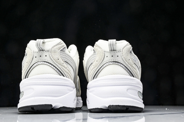 New Balance 530 MR530CE 