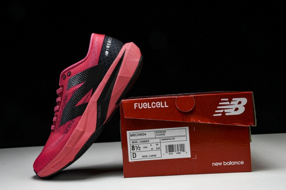 New Balance FuelCell Rebel V4 MRCXWG4 