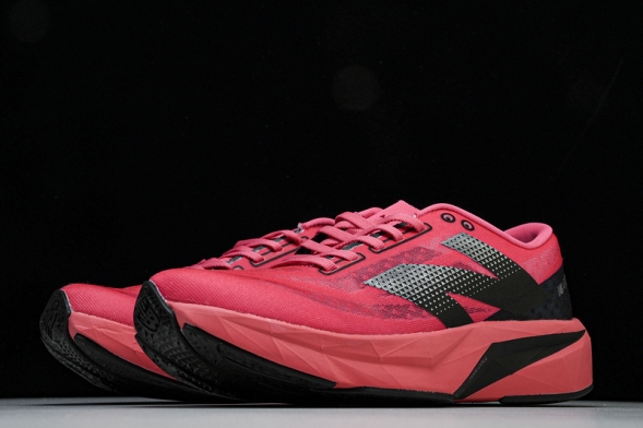 New Balance FuelCell Rebel V4 MRCXWG4 