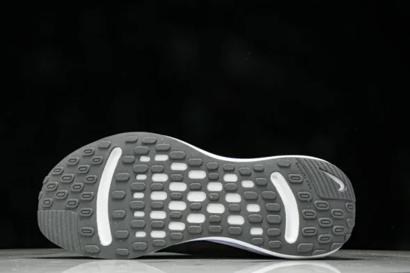 Nike Journey Run FJ7765-004 