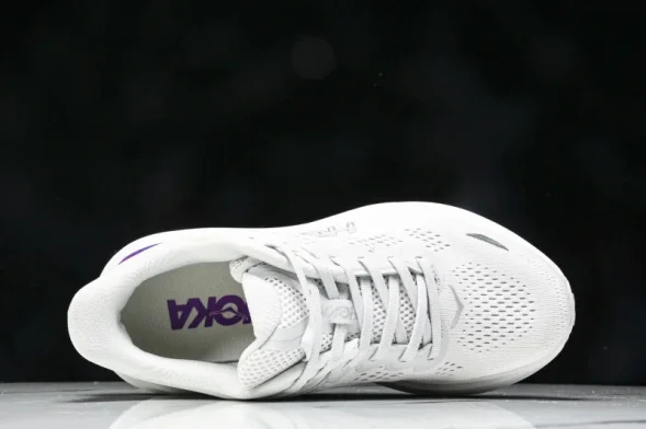 HOKA Bondi 9 1162012 CYWH 