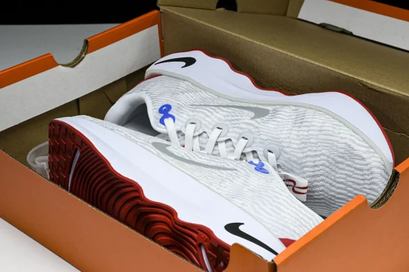 Nike Motiva DV1238-008 