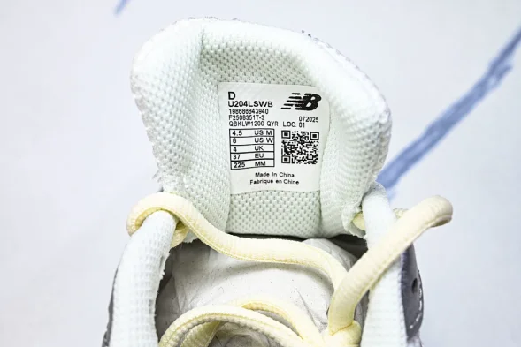 New Balance 204 U204LSWB 