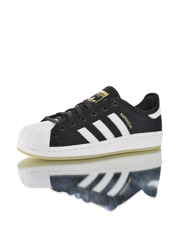 Adidas Superstar S82575