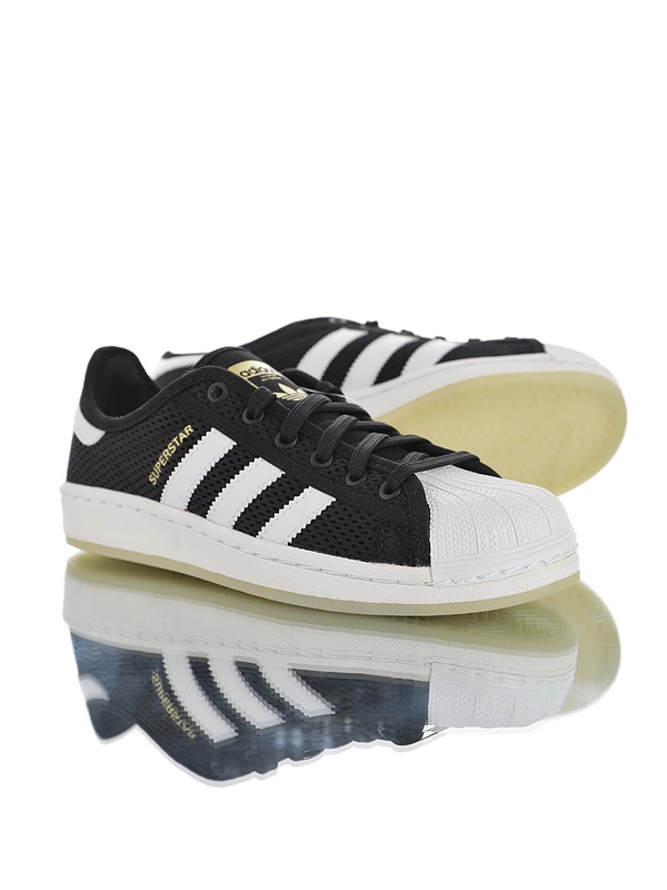 Adidas Superstar S82575