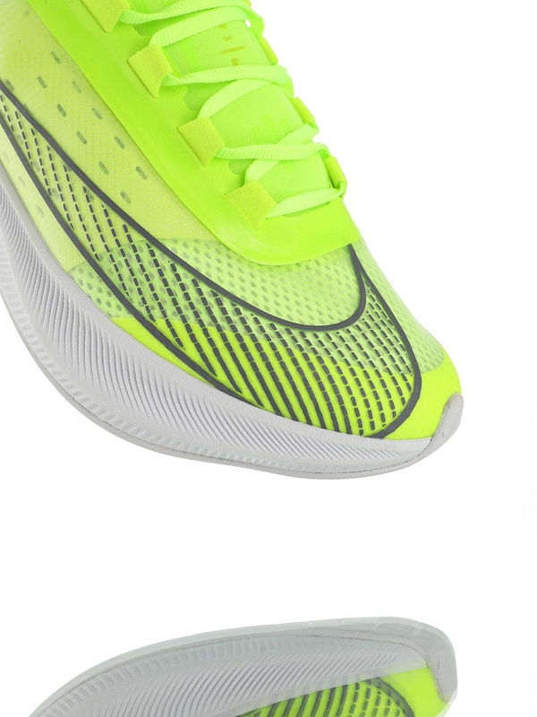 Nike Zoom Fly 3 AT8240-200