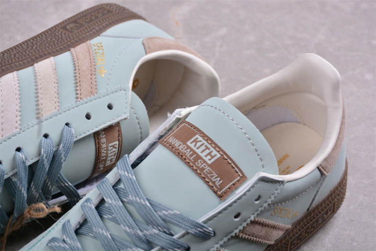 Kith x Adidas Handball Spezial IH2623