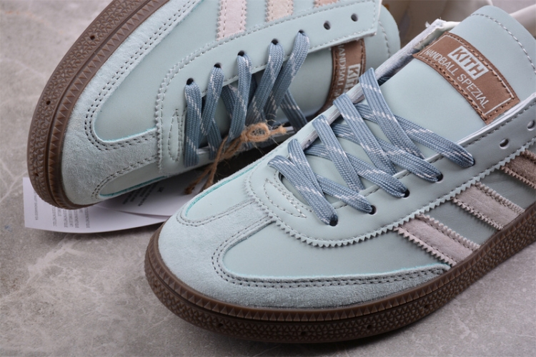 Kith x Adidas Handball Spezial IH2623