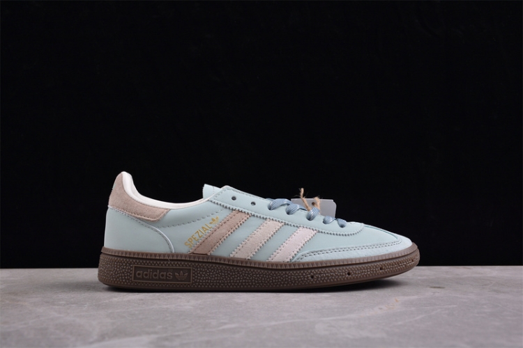 Kith x Adidas Handball Spezial IH2623