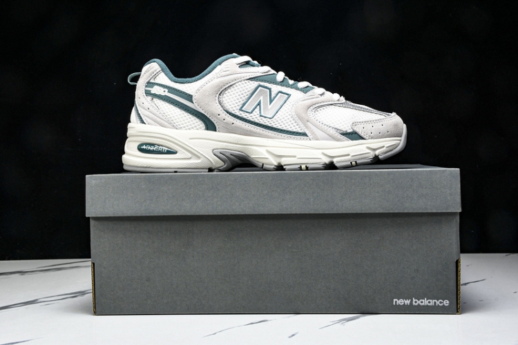  New Balance 530 MR530QA