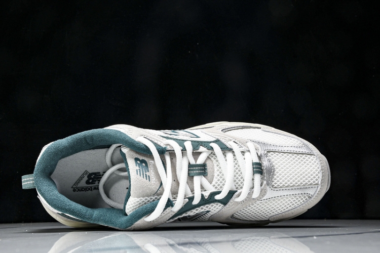  New Balance 530 MR530QA