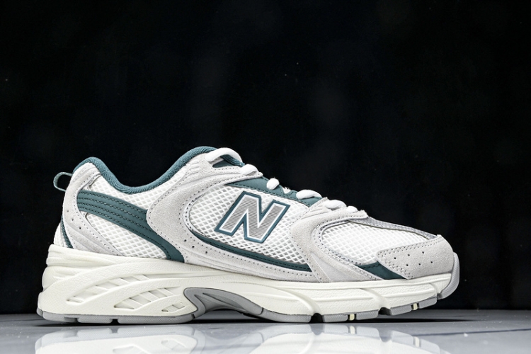  New Balance 530 MR530QA