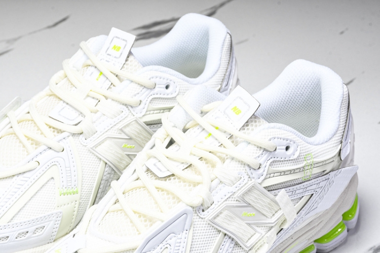 New Balance 1906 U1906AE