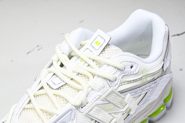  New Balance 1906 U1906AE
