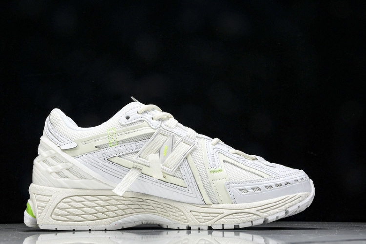  New Balance 1906 U1906AE