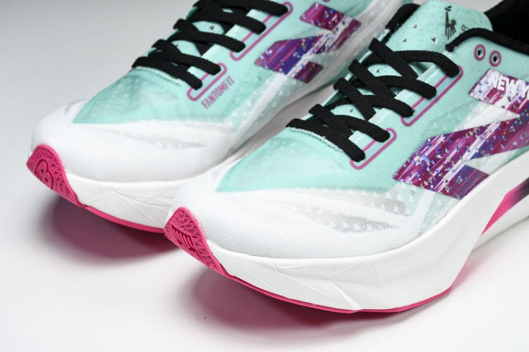  New Balance FuelCell Rebel V4 MRCELLJ4
