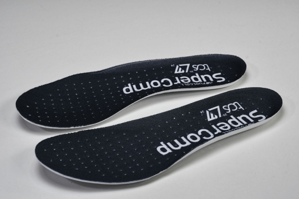 New Balance FuelCell Rebel V4 MRCELLJ4 