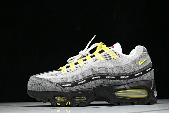 Nike Air Max 95 x Undefeated IB4523-002 