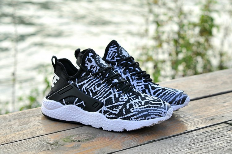 Nike Wmns Air Huarache Run Ultra Knit 818061-001