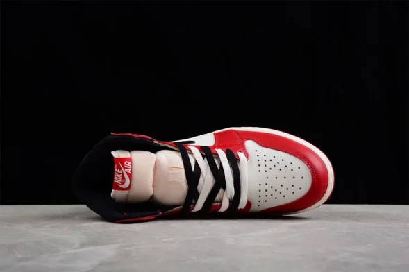 Nike Air Jordan 1 Mid Chicago Reimagined DZ5485-612 