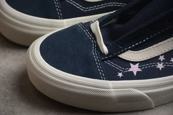 Vans Style 36 Suede VN0A3DZ3RFL 