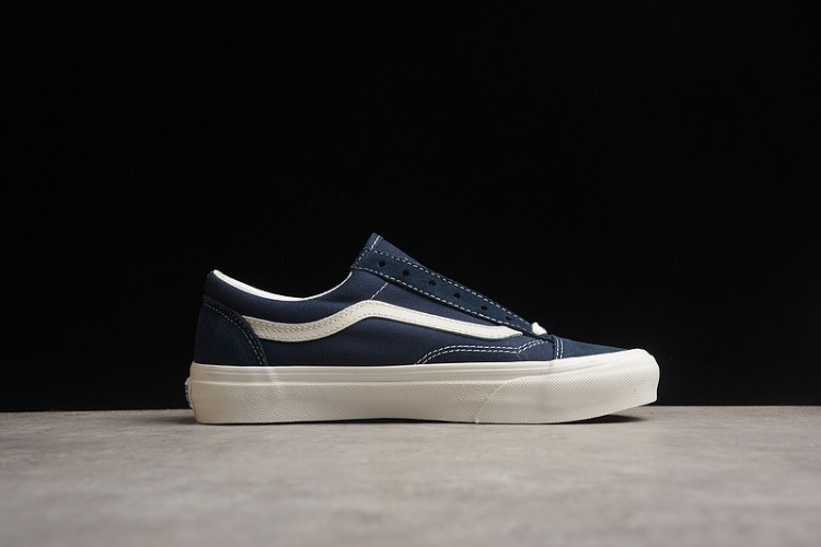 Vans Style 36 Suede VN0A3DZ3RFL