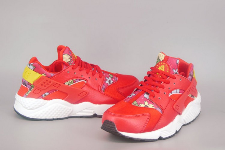  Nike Air Huarache LE 