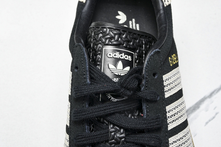 Adidas Gazelle Indoor Core Black Wonder White JI2755 