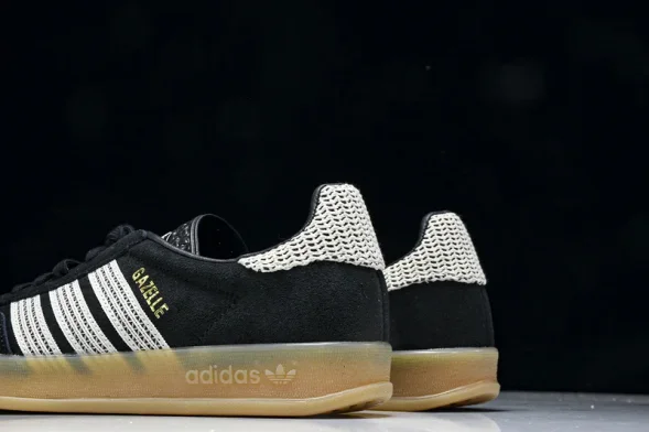 Adidas Gazelle Indoor Core Black Wonder White JI2755  