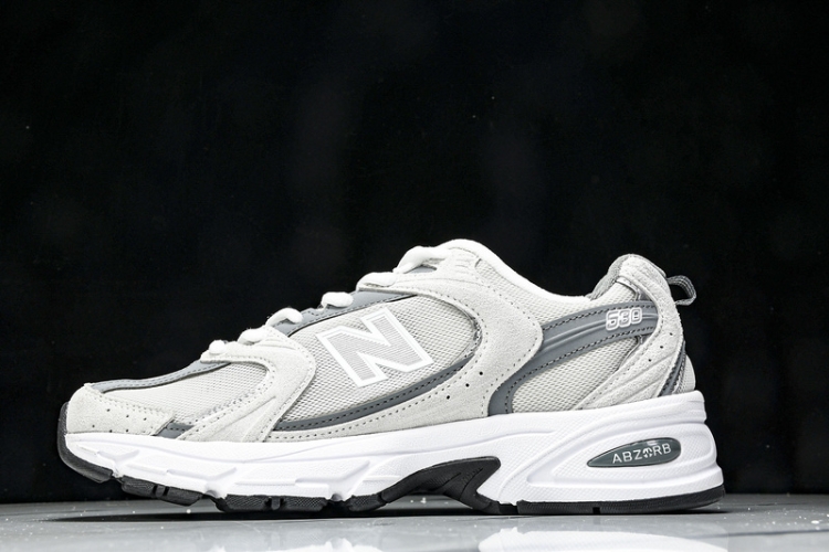 New Balance 530 MR530CB