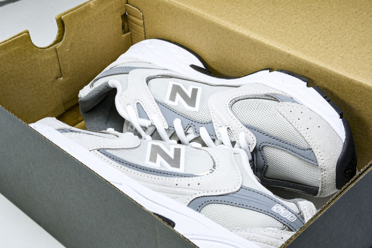 New Balance 530 MR530CB