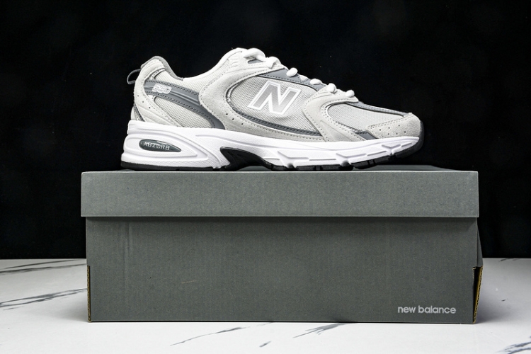  New Balance 530 MR530CB