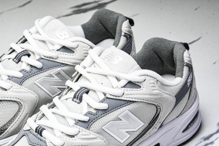  New Balance 530 MR530CB