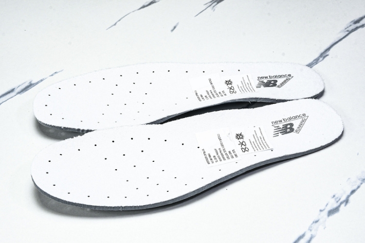  New Balance 530 MR530CB