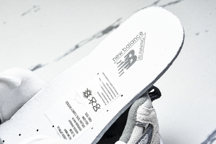  New Balance 530 MR530CB