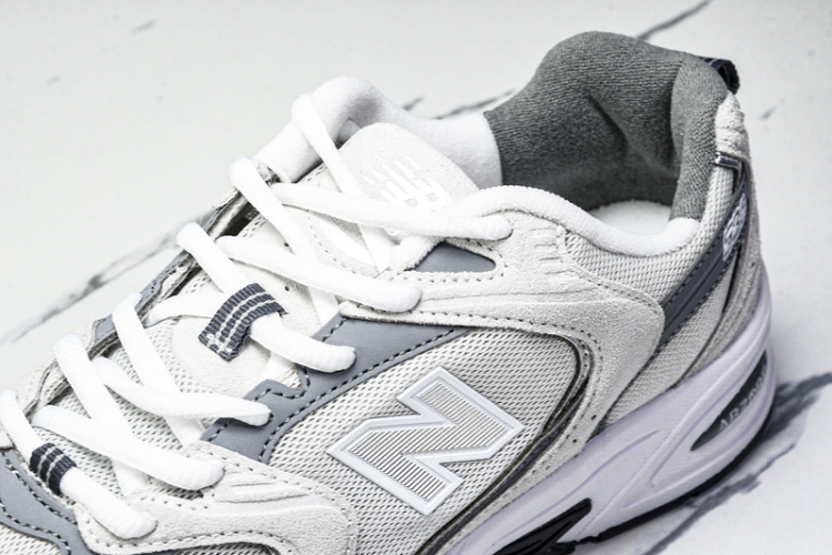  New Balance 530 MR530CB