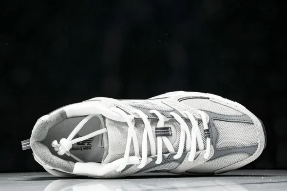 New Balance 530 MR530CB 