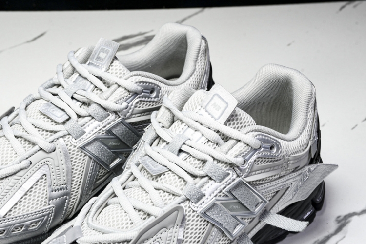  New Balance 1906 U1906AAF 