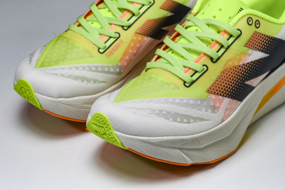 New Balance FuelCell Rebel V4 MRCELLA4 