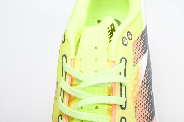 New Balance FuelCell Rebel V4 MRCELLA4 