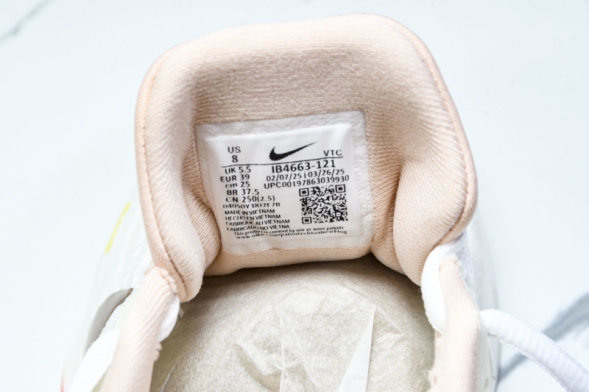 Nike Journey Run IB4663-121 