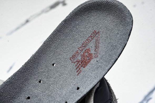 New Balance 2002R M2002REL 