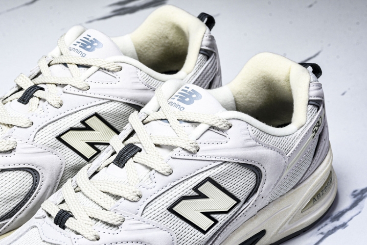  New Balance 530 MR530DG