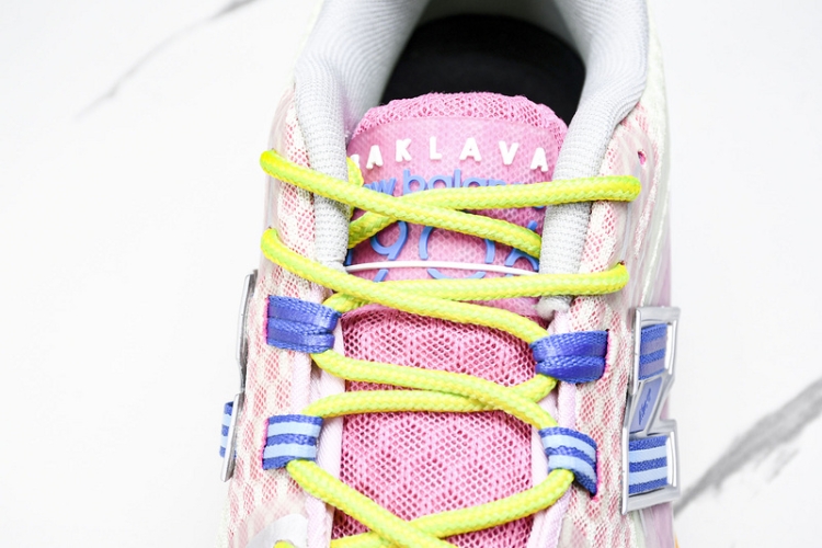  New Balance 1906 M1906RKL
