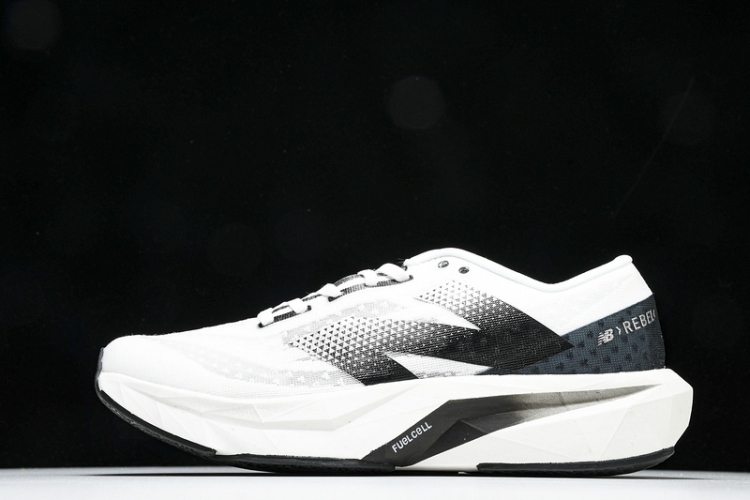  New Balance FuelCell Rebel V4 MRCELK4 