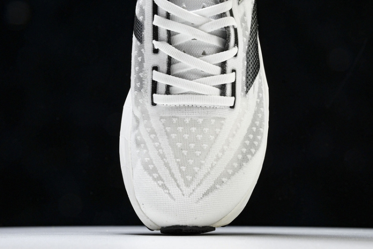  New Balance FuelCell Rebel V4 MRCELK4 